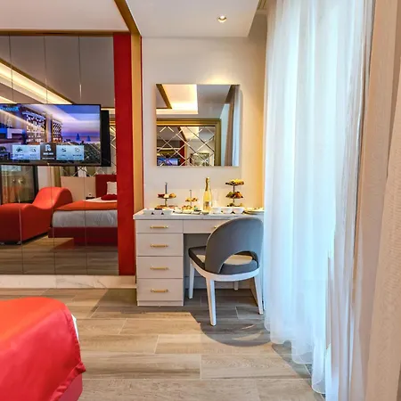 Hotel Granada Luxury Red Adult Only